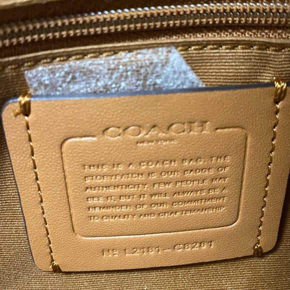 NWT💃Coach Katy Satchel/Crossbody With Diary Embroidery - Picture 9 of 10